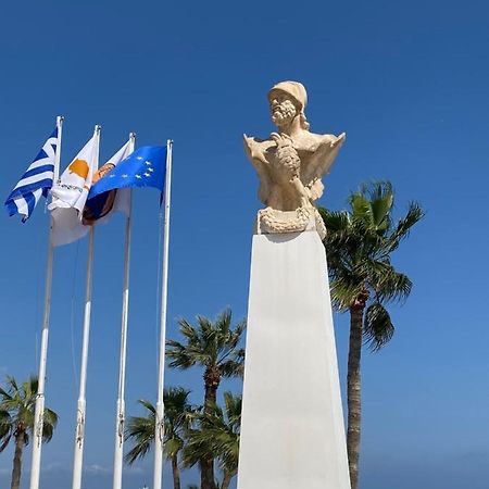 Larnaca Beach Apartment 1A المظهر الخارجي الصورة