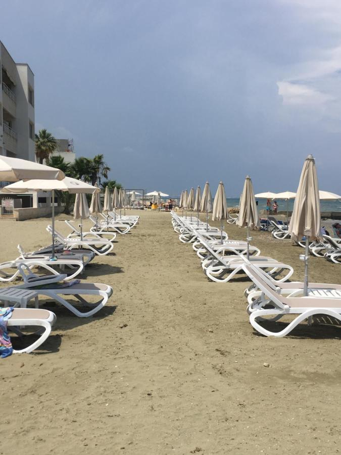 Larnaca Beach Apartment 1A المظهر الخارجي الصورة
