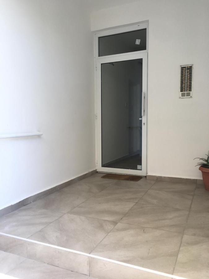 Larnaca Beach Apartment 1A المظهر الخارجي الصورة
